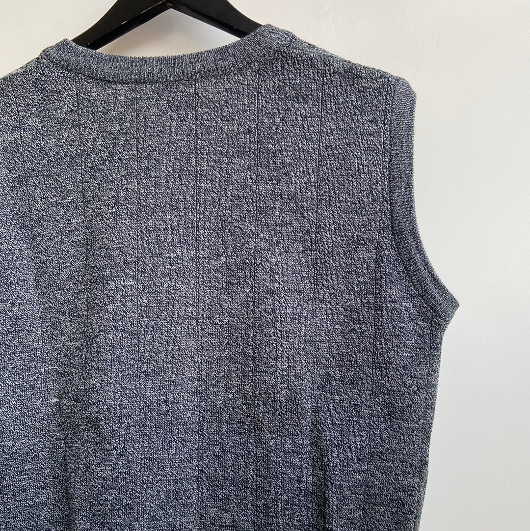 Knitted cable patterned tank - XL