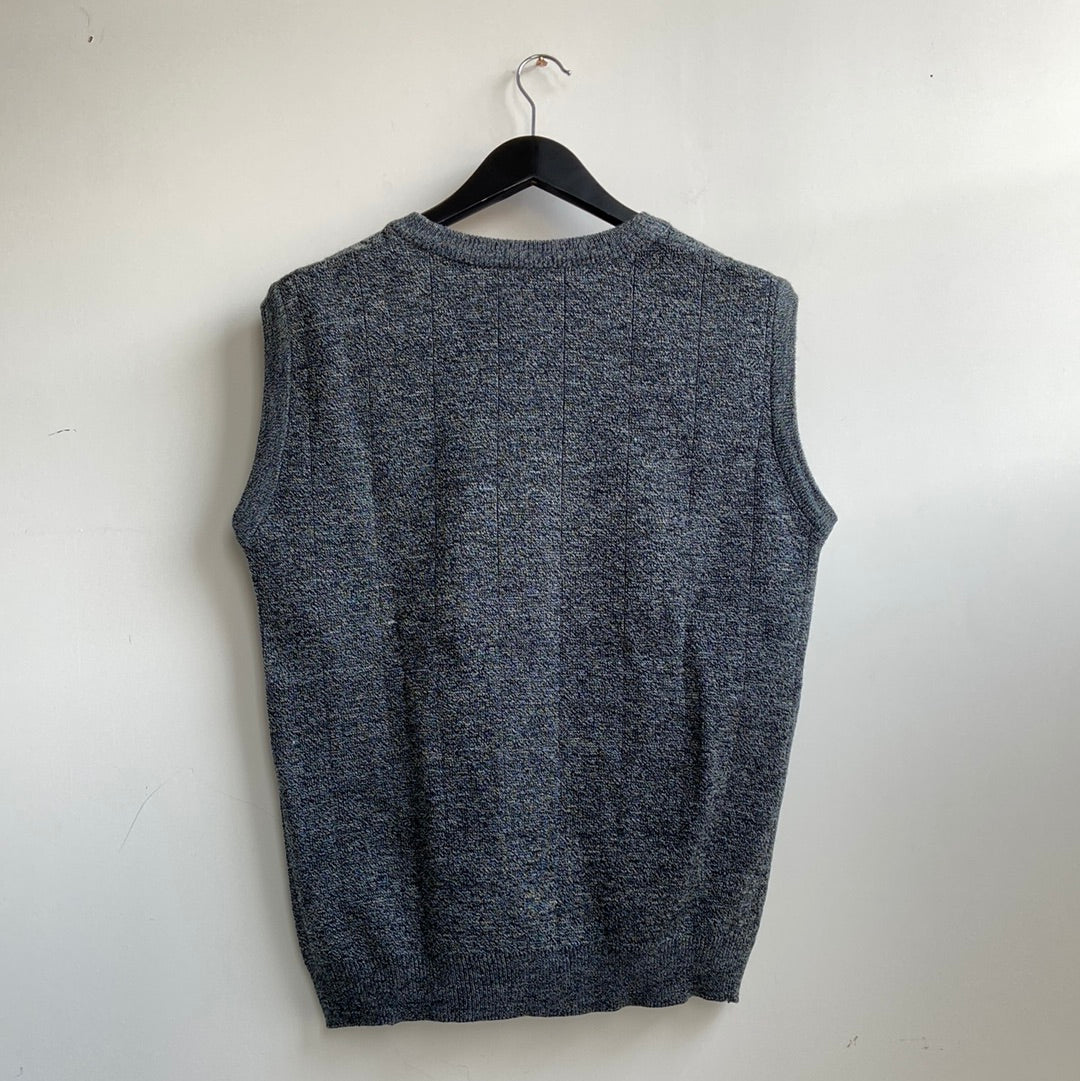 Knitted cable patterned tank - XL