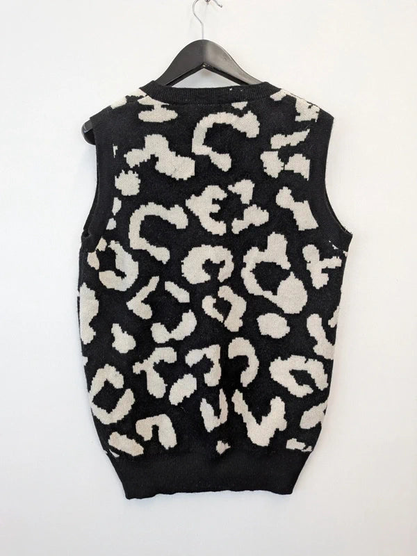 Madeleine Thompson Black White Leopard Print Cashmere Knit V-Neck Sweater Vest