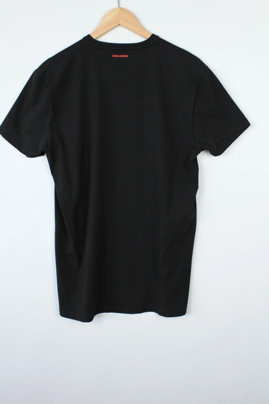 Dsquared2 black graphic t-shirt, tight fit, soft cotton, brand logo tag attached.