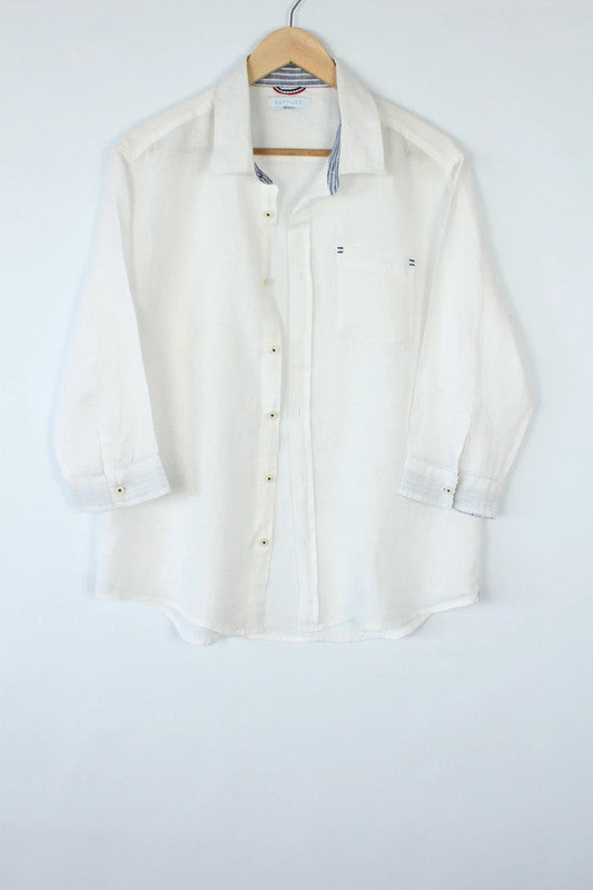 Suffuse white linen shirt 3/4 sleeve with blue striped collar and pocket detail.