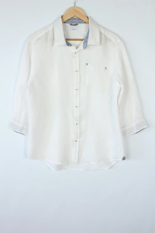Suffuse white linen shirt 3/4 sleeve with blue striped collar and pocket detail.