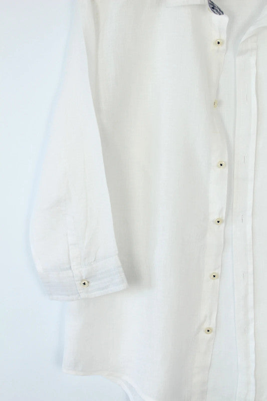 Suffuse white linen shirt 3/4 sleeve with blue striped collar and pocket detail.