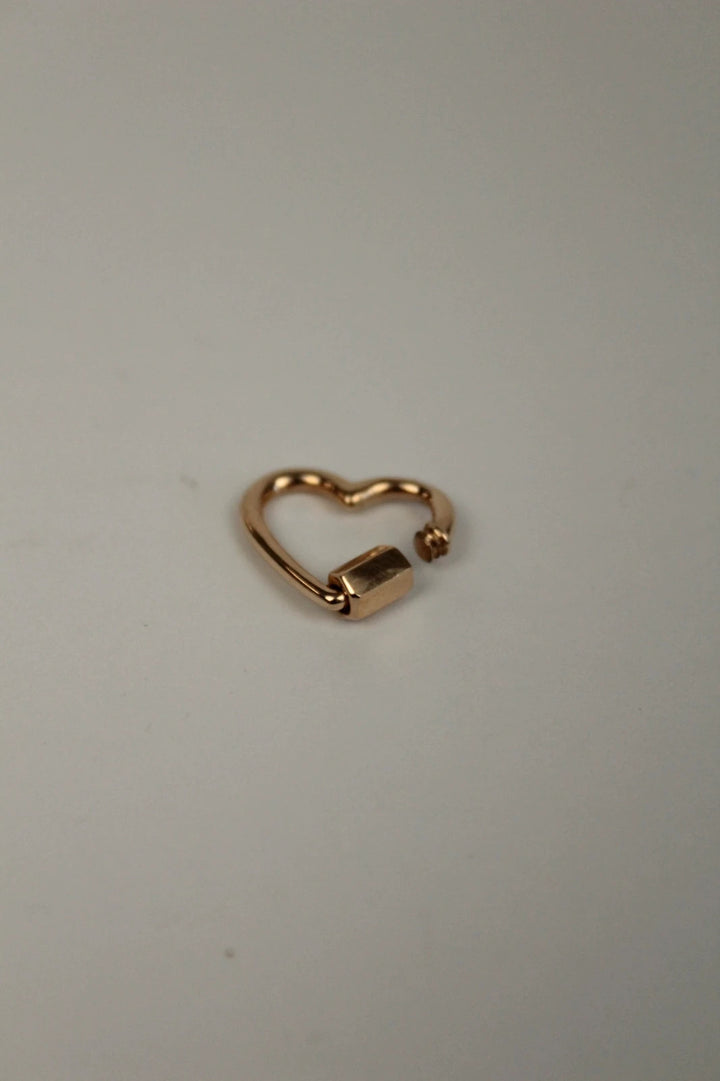 Maria Black gold heart carabiner charm in 22kt gold plated sterling silver.