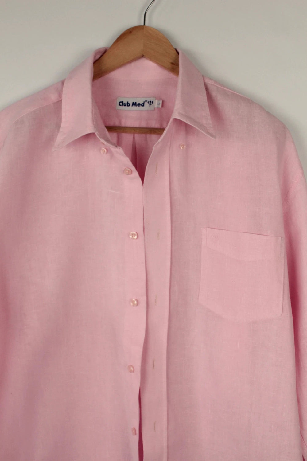 Club Med pink long sleeve shirt lightweight 100% linen classic collar button-down design