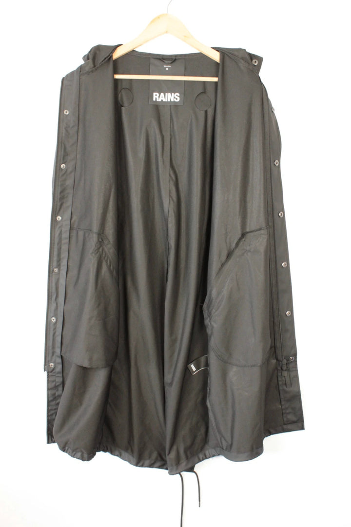 Rains black fishtail parka jacket with adjustable hood and matte finish.