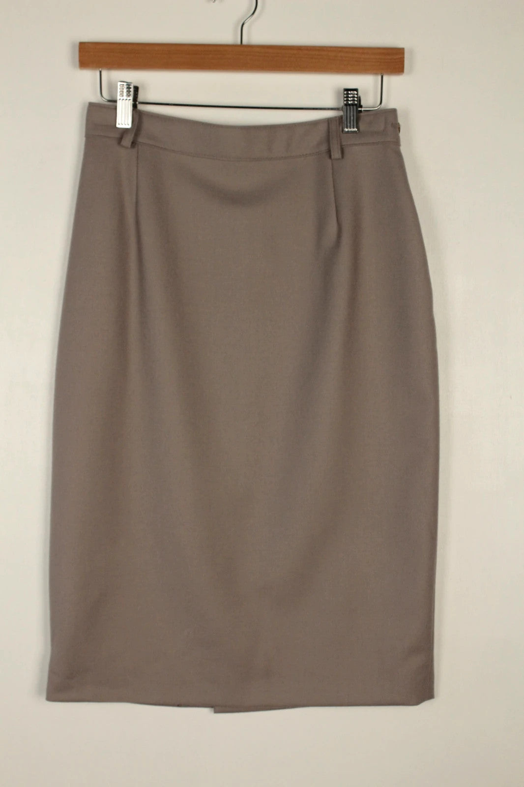 Vintage Dressing beige tailored pencil skirt high-waisted 100% virgin wool with pressed pleats.
