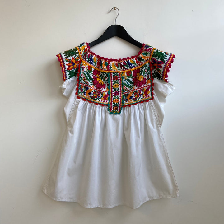 White Cotton embroidered Austrian blouse - M
