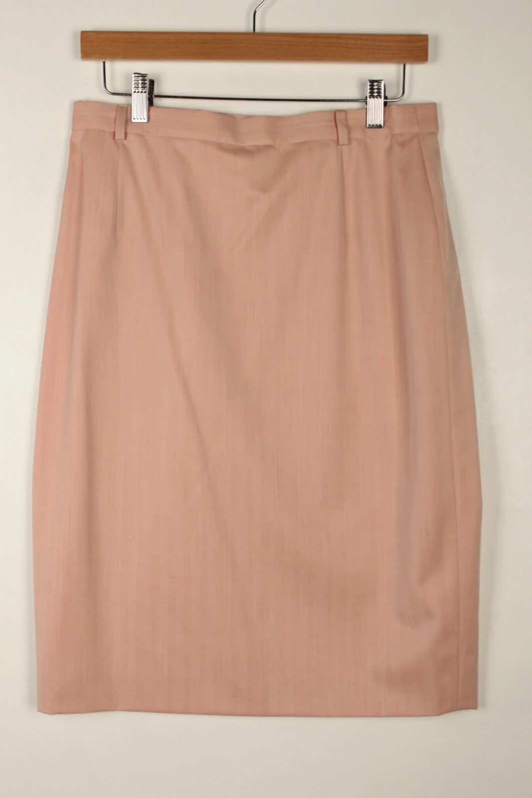 Escada pink pencil skirt 100% pure wool high-waisted tailored design Italy.
