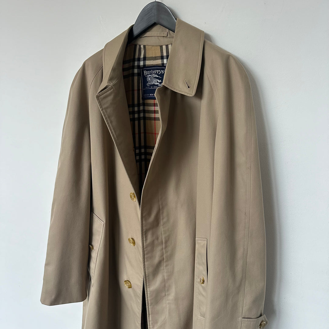 Burberry Beige Minimal Mac
