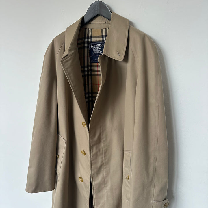 Burberry Beige Minimal Mac