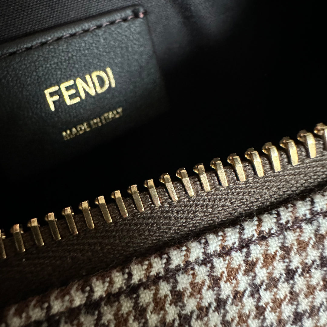 Fendi Fendigraphy Houndstooth & Leather Hobo bag - Small