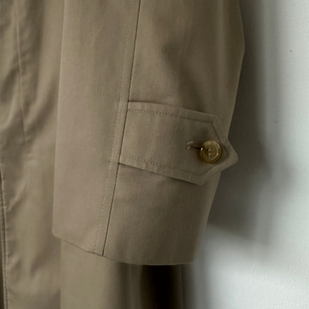 Burberry Beige Minimal Mac