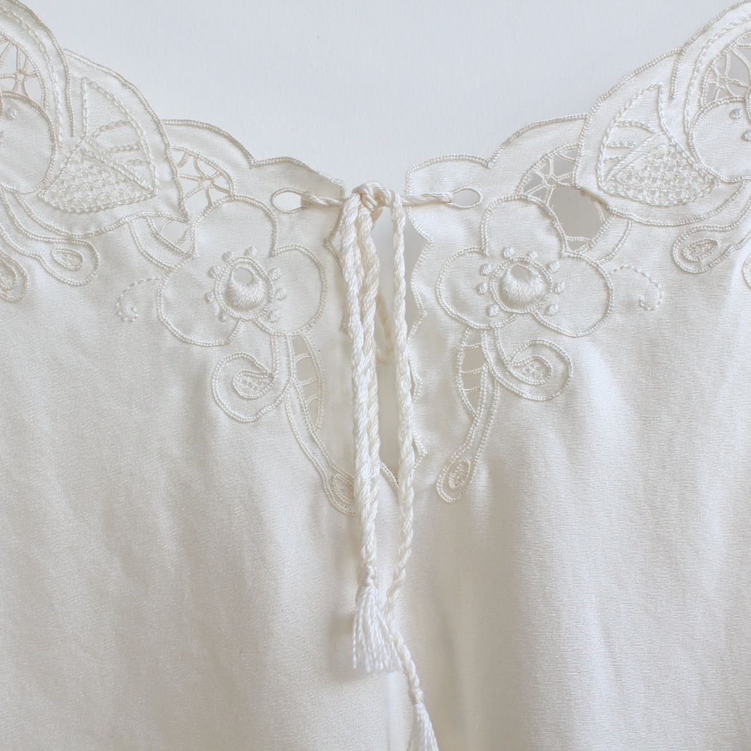 Ivory silk embroidery neckline tie silk cami - S