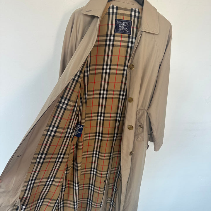 Burberry trench coat with nova check lining - S