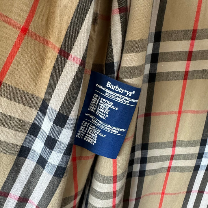 Burberry trench coat with nova check lining - S