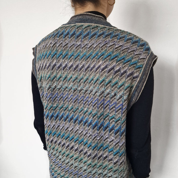 Italian Blue Patterned knit vest top - UK 10