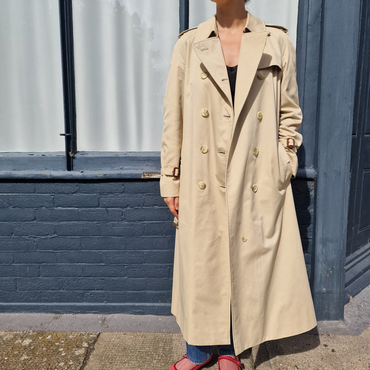 Vintage Burberry Trench Coat with Nova check lining - UK10L