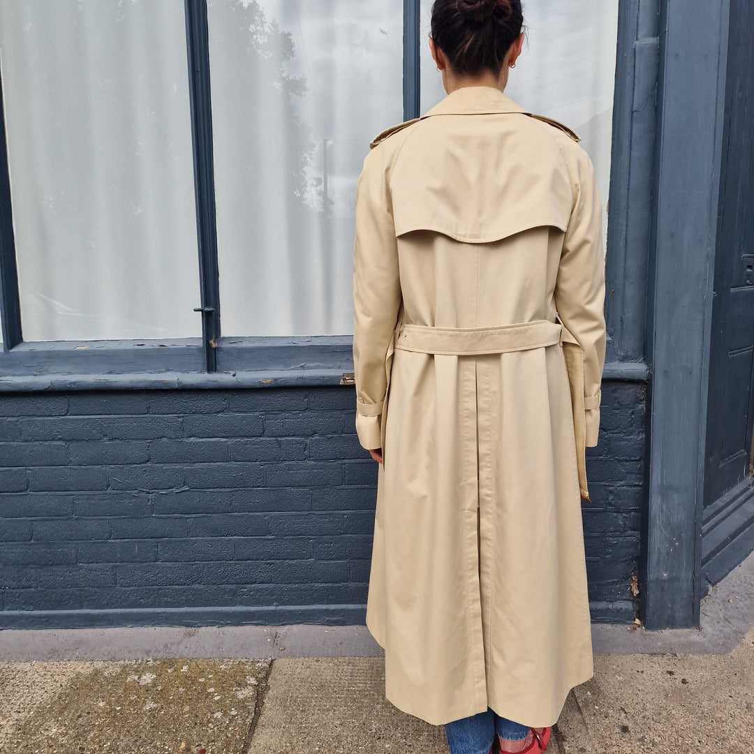 Vintage Burberry Trench Coat with Nova check lining - UK10L